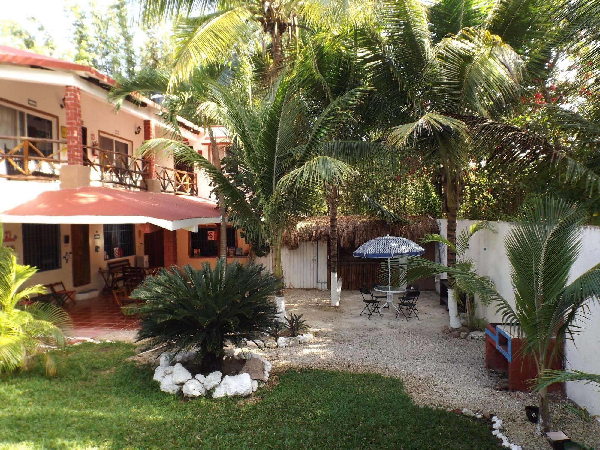 Nido Del Quetzal Hotell Bacalar Exteriör bild